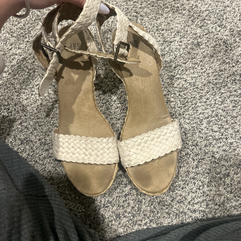 Women's Cream Sandals